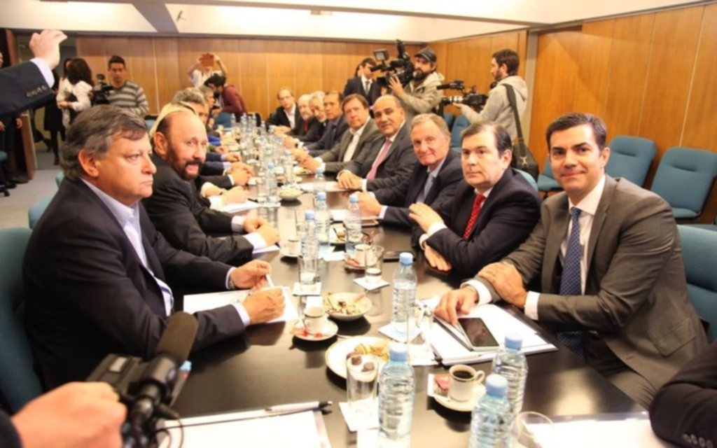 Frigerio, tras la reunión con los gobernadores: "Hay un consenso total sobre el presupuesto 2019"