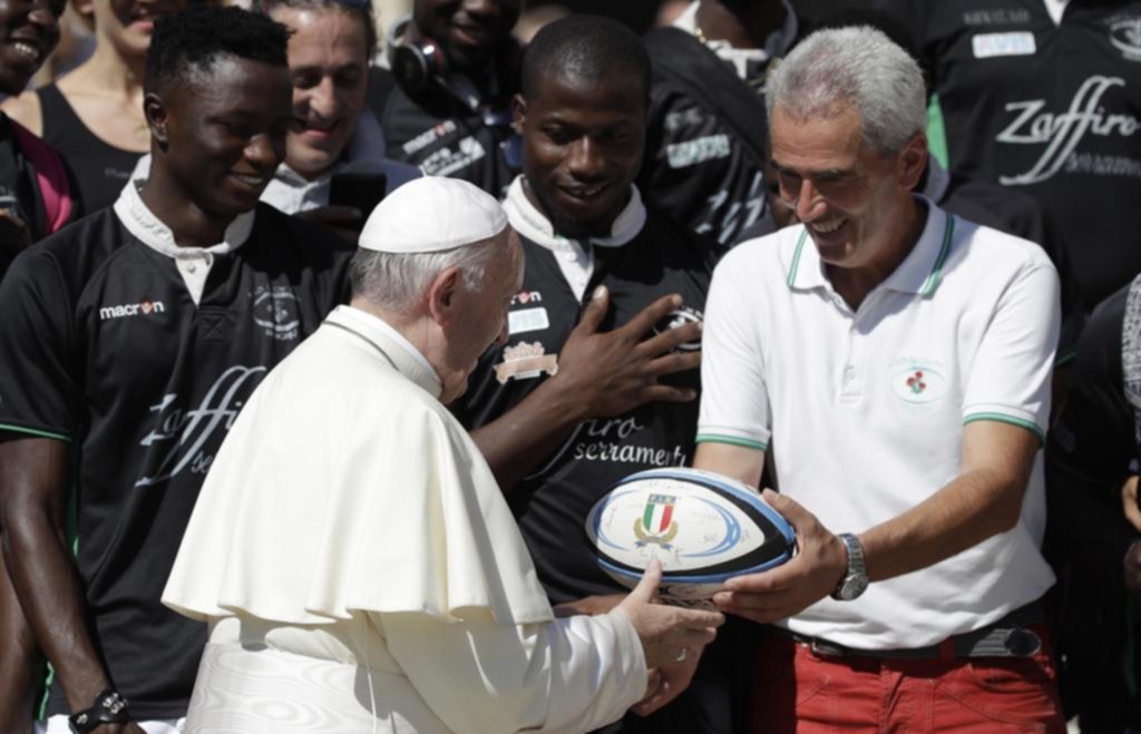 El Papa llama a una cumbre de la Iglesia para tratar los abusos