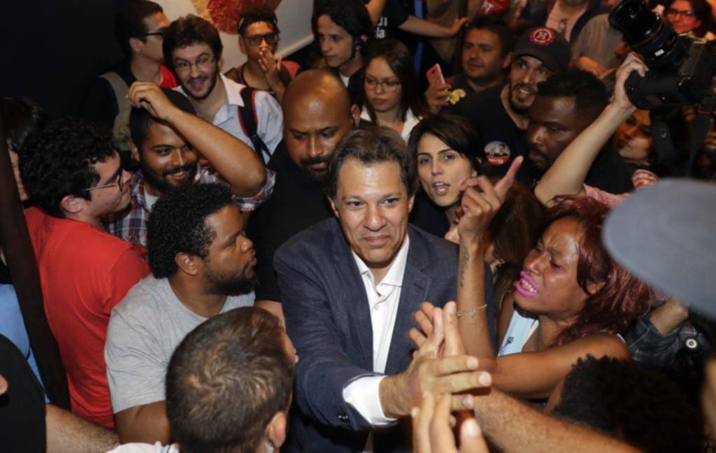 Ya en campaña, Haddad se aferra al legado de Lula para llegar al ballotage