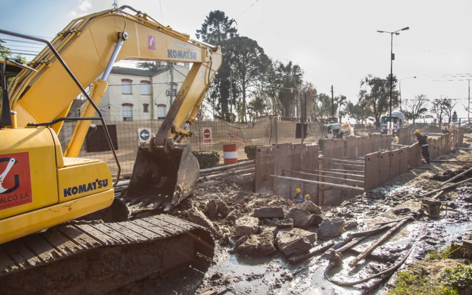 Continúan los trabajos en obra en la ribera