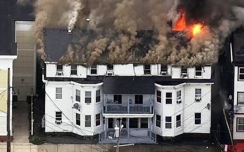 Al menos 20 casas incendiadas en Massachusetts por una fuga de gas