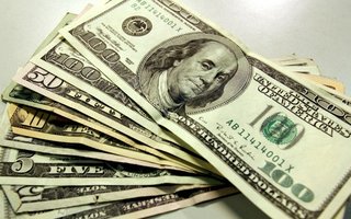 Los fantasmas de la dolarización que asustan a la opinión popular