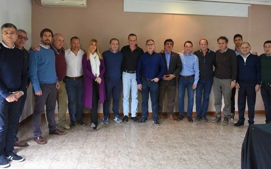 Intendentes bonaerenses del PJ se reunieron con Máximo Kirchner 