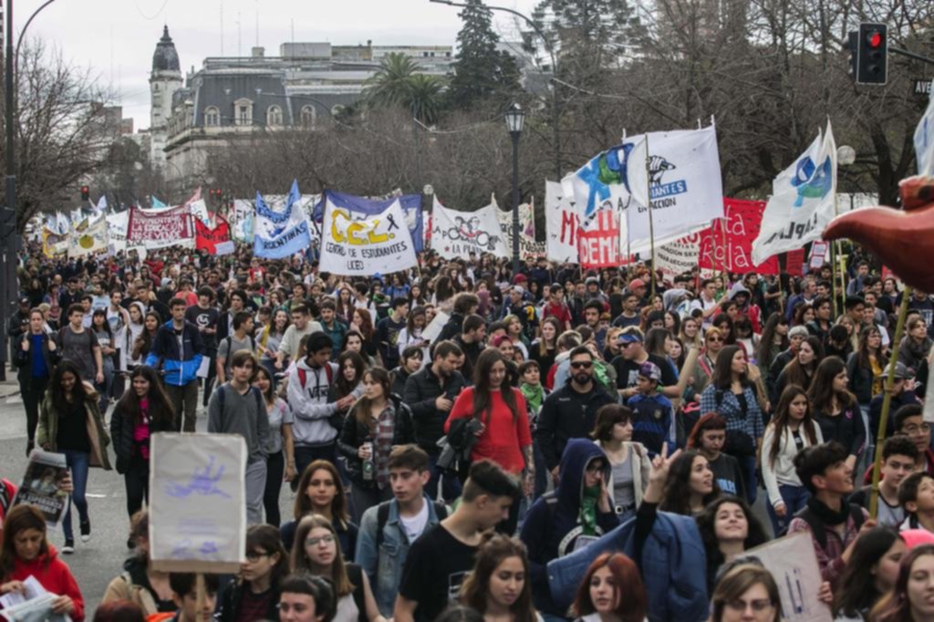 A 42 años de la Noche de los Lápices, fuerte rechazo al “ajuste educativo”