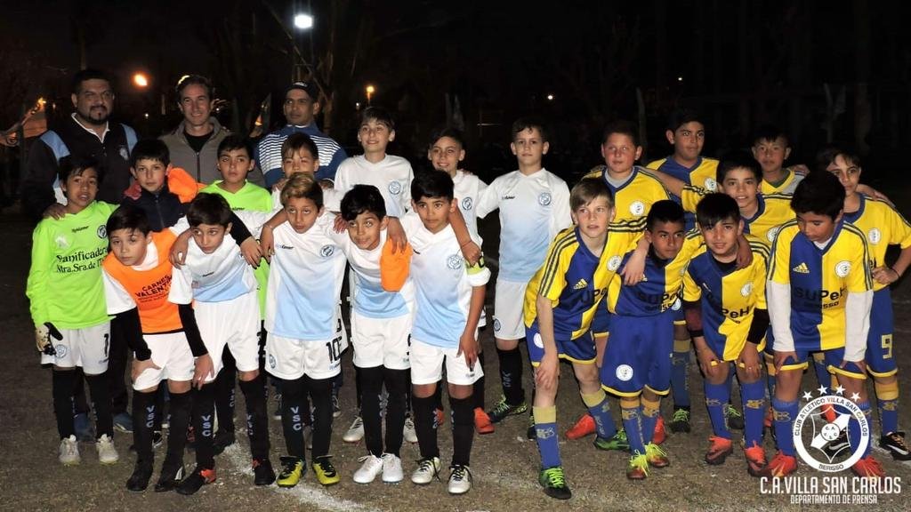 Un torneo infantil que reúne a varios equipos de la Región