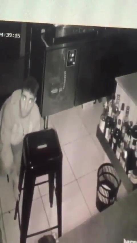 Entró por el sótano de un restaurante que estaba cerrado, robó y quedó filmado