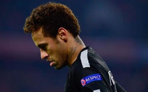 Diario francés le pegó duro a Neymar, le puso 3 y lo culpó por la derrota