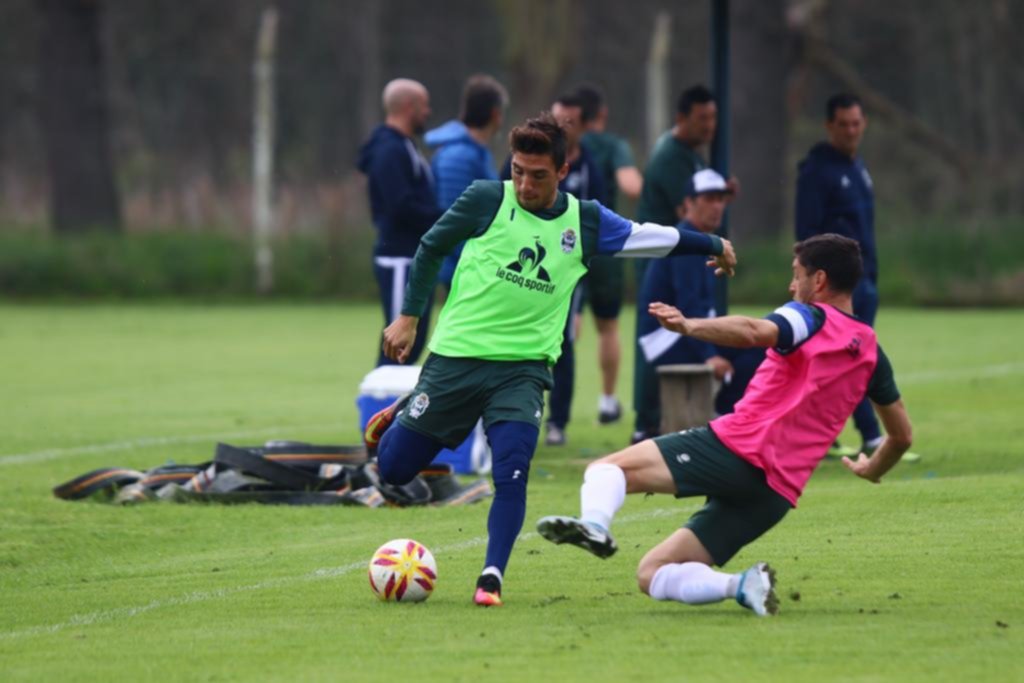 Troglio espera por Melluso, para poder repetir el equipo