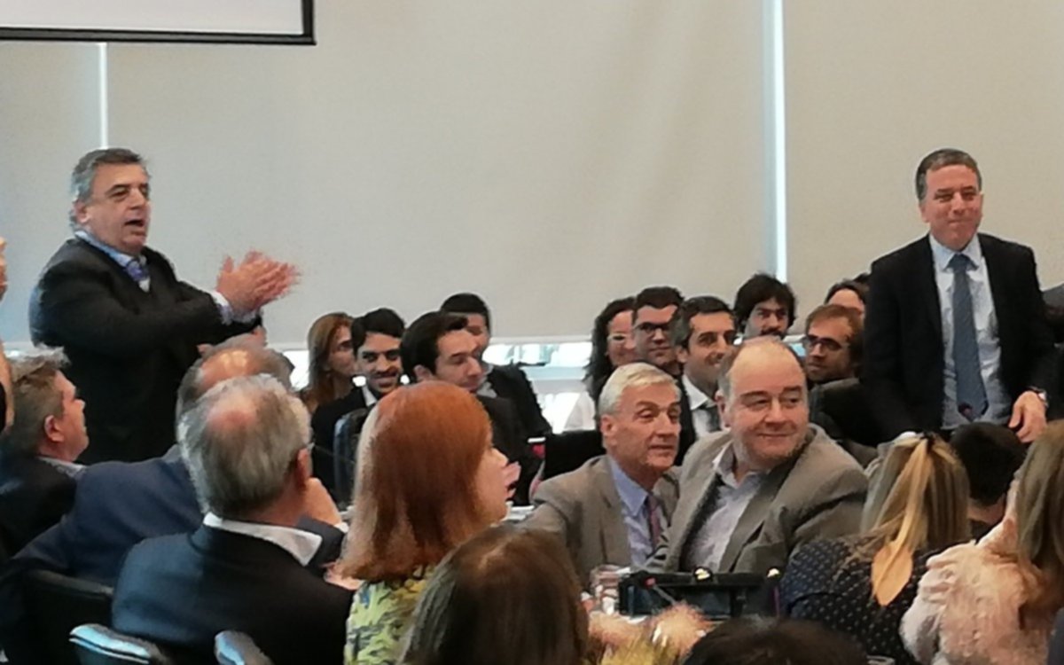 Negri: "El Presupuesto debe ser equilibrado en lo fiscal, equitativo socialmente y responsable"