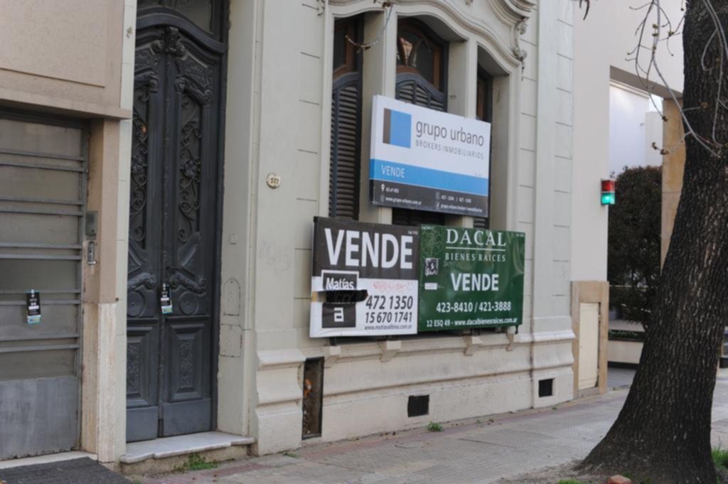 En La Plata, la venta de inmuebles con créditos hipotecarios cayó 45% en un año