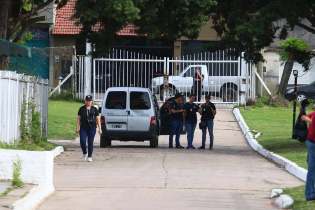 Allanaron casas, boliches y una oficina de Casación por la megabanda