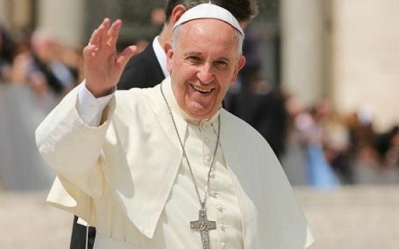 Francisco nombra nuncio en Colombia al argentino Luis Mariano Montemayor 
