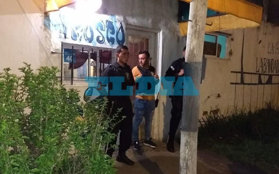 "Soy la abuela marihuanera", dijo una mujer cuando allanaban su casa en Altos de San Lorenzo