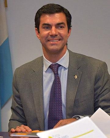 “El desafío es saltar la trampa de esto es Macri o Cristina” dijo Urtubey