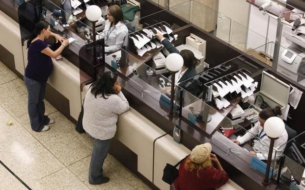No habrá feriado bancario y se extenderá el horario de atención en los bancos