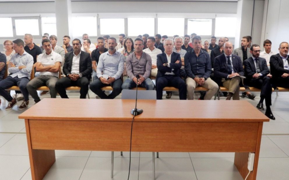 El histórico juicio que conmueve a España por "arreglo" de un partido con presencia argentina