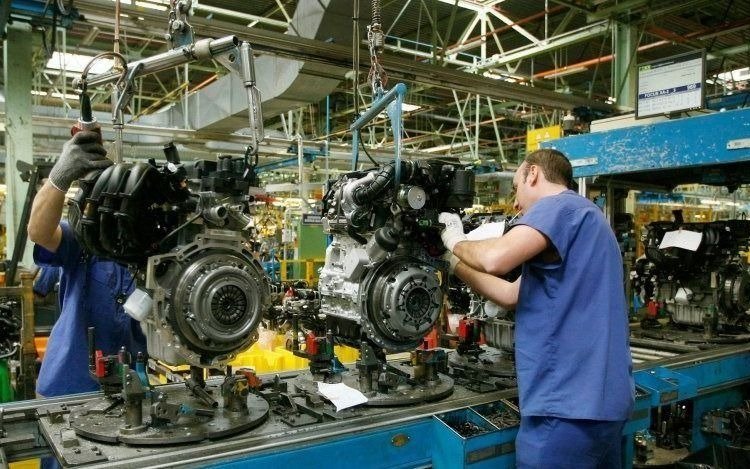 La actividad industrial bajó 1,9% durante julio, según informó el Indec