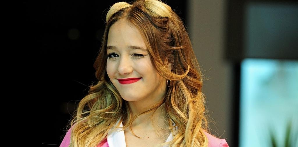 Ángela Torres vuelve a lo de la mamá porque “alquilar es como un poco imposible”