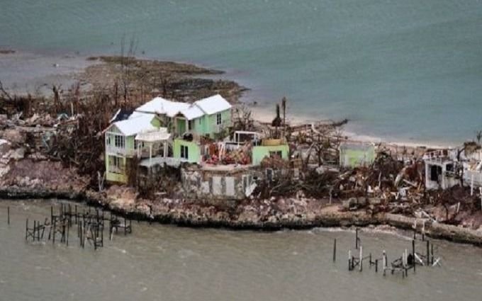 Dorian dejó atrapados en una isla a 800 personas y a 200 mil viviendas sin electricidad