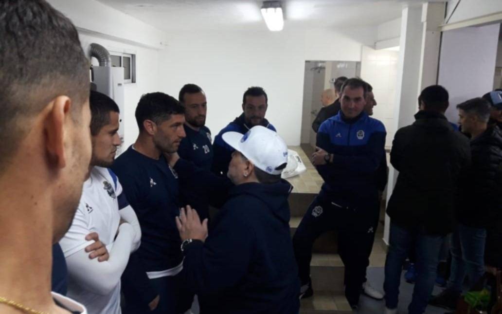 La frase con la que Maradona apuntó contra Estudiantes en el Bosque