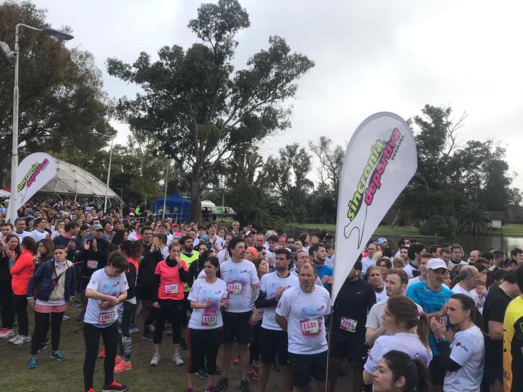 Más de 1.500 atletas en una carrera a beneficio del San Juan de Dios