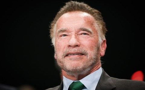 Arnold Schwarzenegger dice que Trump "quiere ser él" porque "está enamorado" 