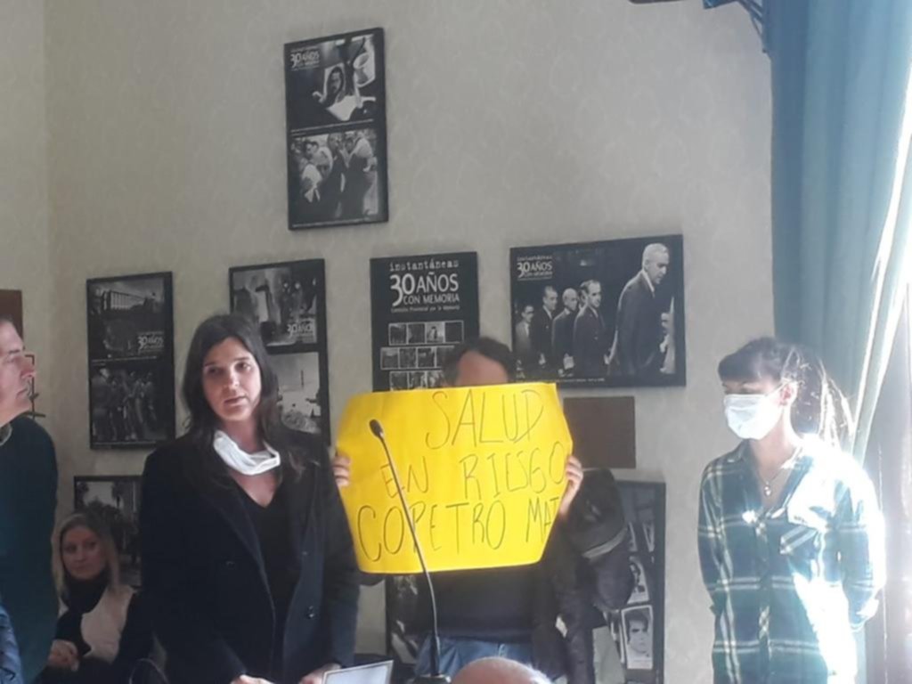 Protesta vecinal contra Copetro en el Concejo ensenadense