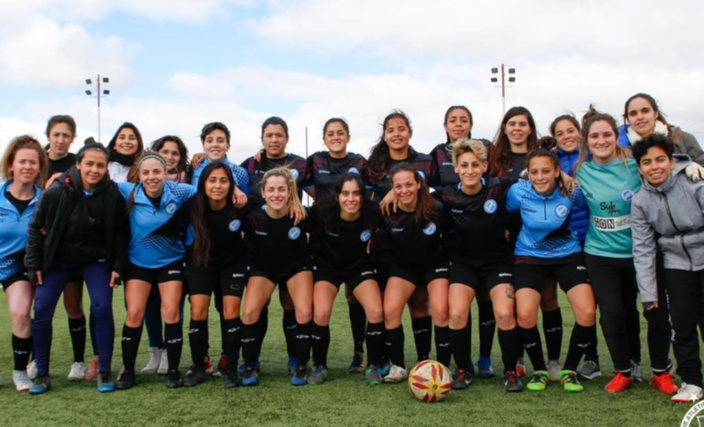Las chicas de Gimnasia y de San Carlos inauguran el primer torneo profesional femenino