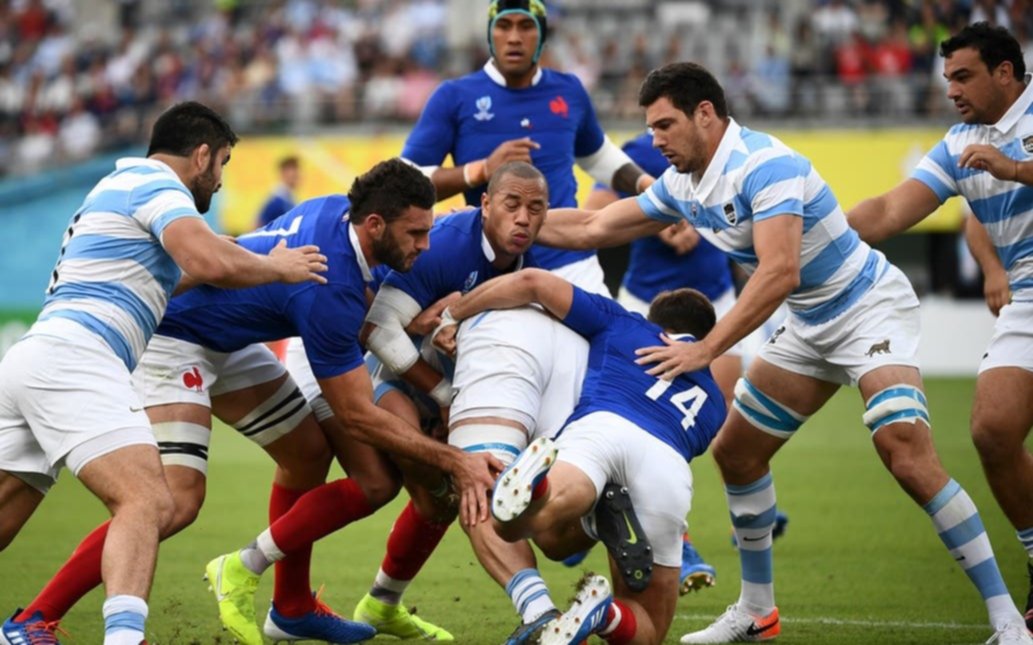 Los Pumas regalaron un tiempo y perdieron una batalla con un final increíble ante Francia