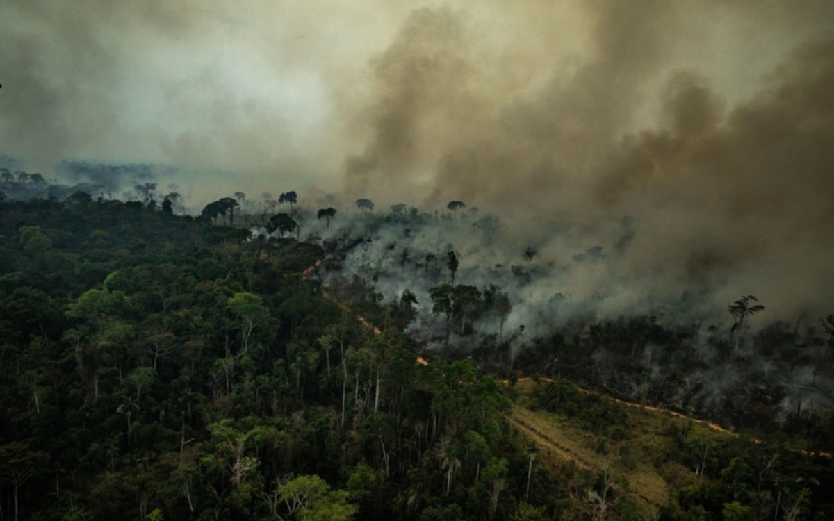 El Amazonas sigue ardiendo antes de la reunión de la ONU