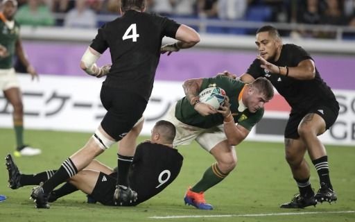 Los "All Blacks" superan a los "Springboks" por 23-13