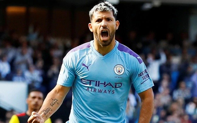 Agüero y Otamendi anotaron en una goleada histórica del City
