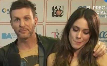 Revuelo por el abrazo de Axel que “incomodó” a Tini en Madrid