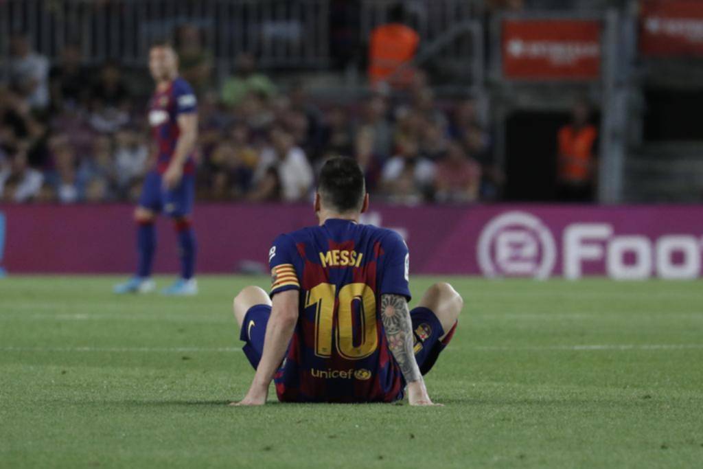 Preocupación por una nueva lesión de Messi