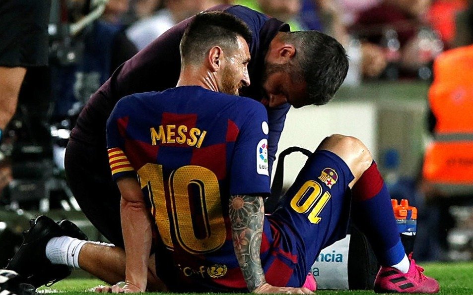 El DT del Barcelona dio detalles de la nueva lesión que sufrió Lionel Messi