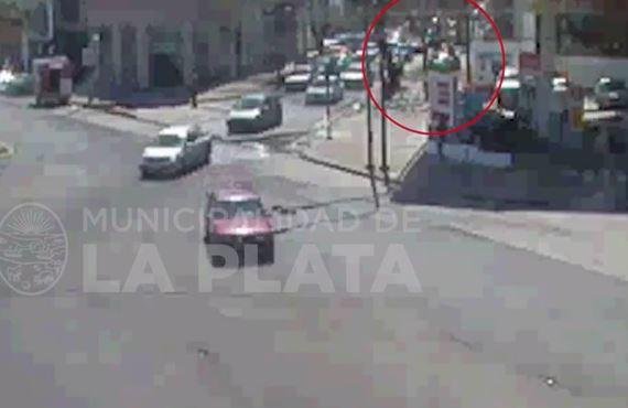 En La Plata y en Glew, distintas cámaras entregan pistas sobre el asalto al Bind