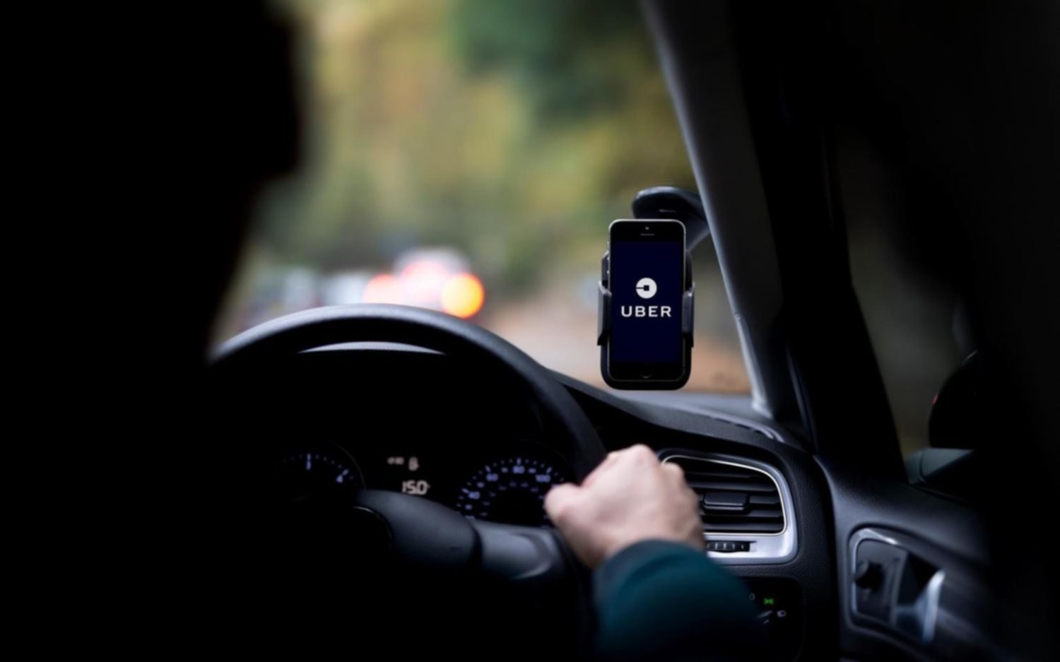 Policía que manejaba UBER mató un asaltante