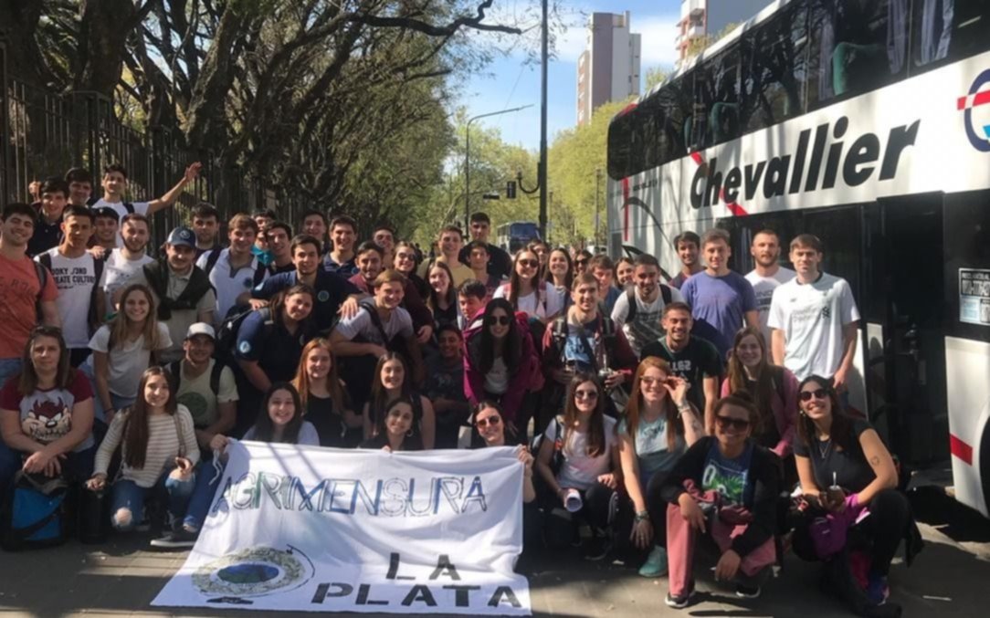 Más de 150 estudiantes de agrimensura bonaerenses participan del encuentro Nacional 