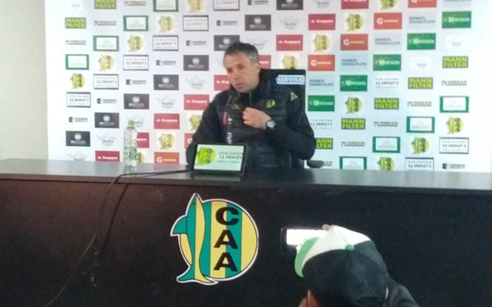 El entrenador Gustavo Álvarez renunció a la dirección técnica de Aldosivi