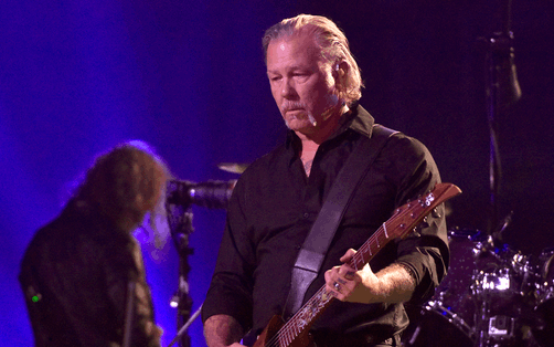 Metallica cancela su gira para que su cantante vuelva a rehabilitación