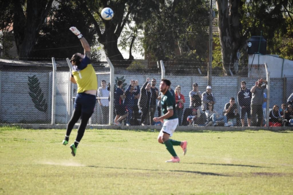 CRISFA le sacó el liderazgo y el invicto a San Lorenzo y pasó al frente en el Clausura liguista
