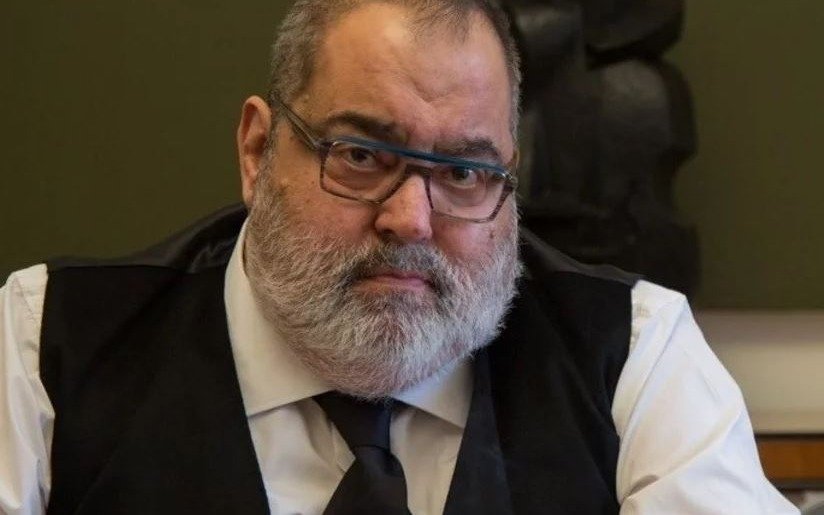 Lanata no saldrá al aire esta noche porque debe hacer reposo tras su caída