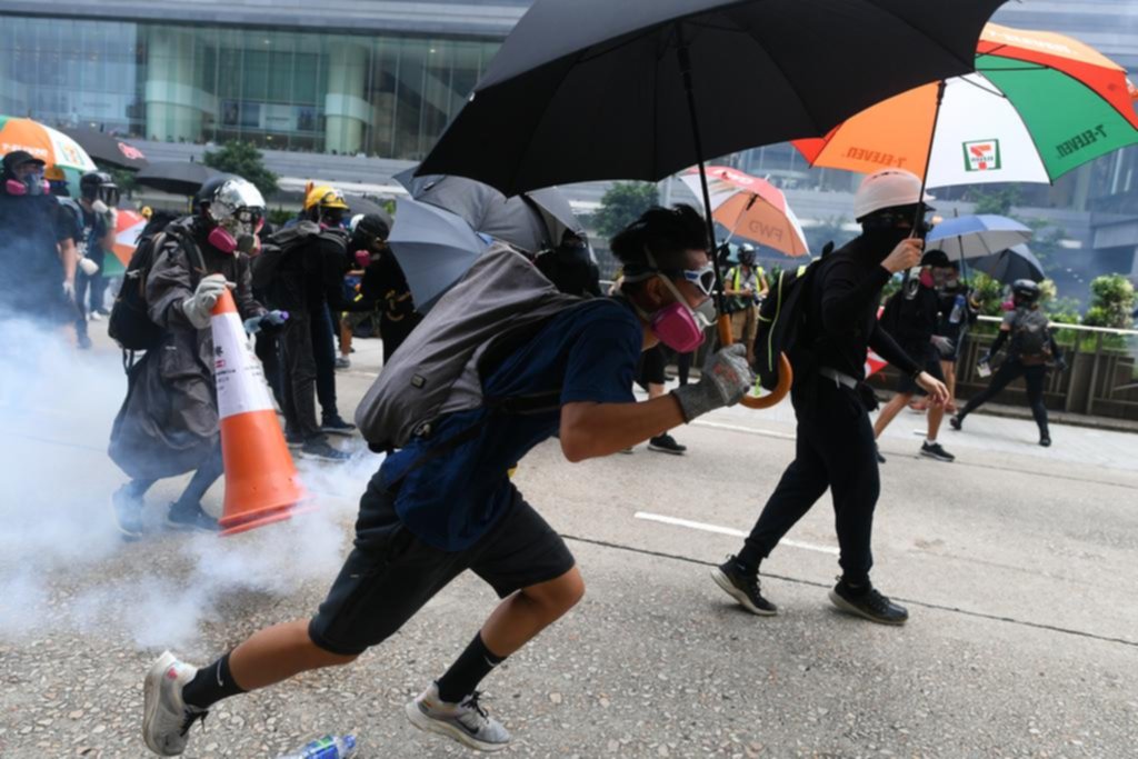 Hong Kong, a punto a arruinar los 70 años de China comunista