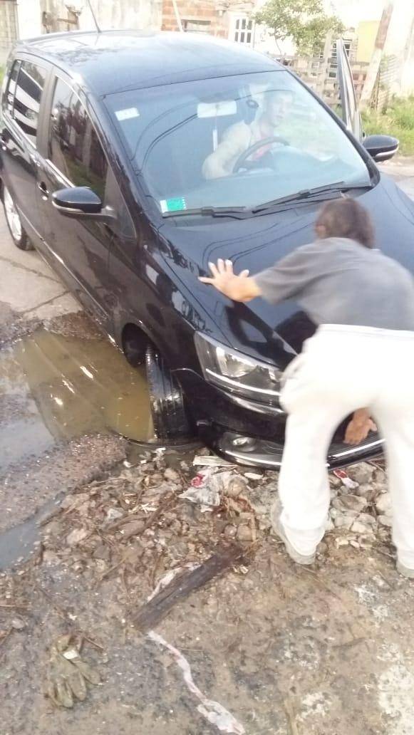 Otro auto que se encaja por la falta de una tapa cloacal