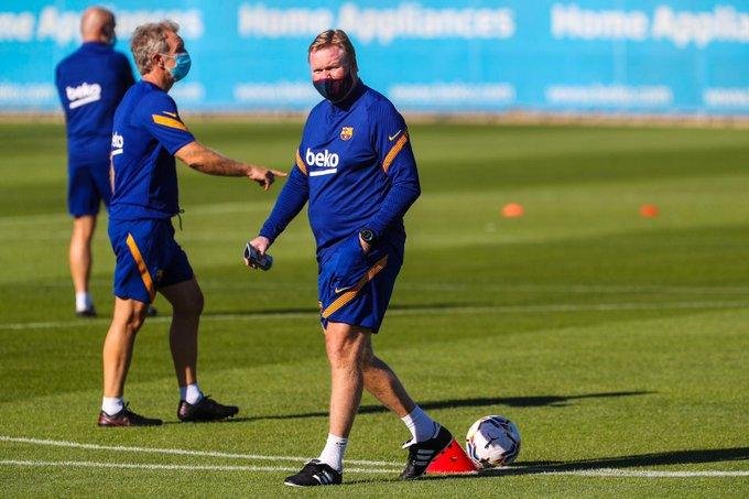 Messi no se presentó a entrenar con el Barça y se tensa la cuerda