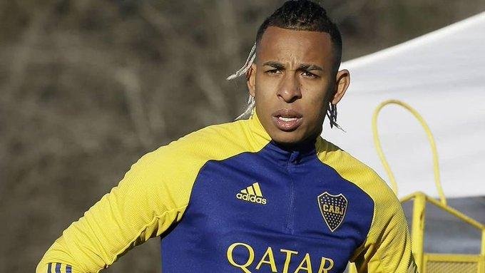 Sebastián Villa quedó en “off side”