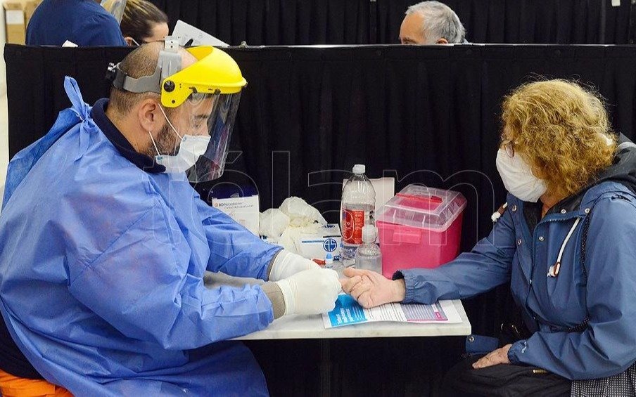 Argentina, el país con mayor tasa de positividad de Covid-19 en el mundo