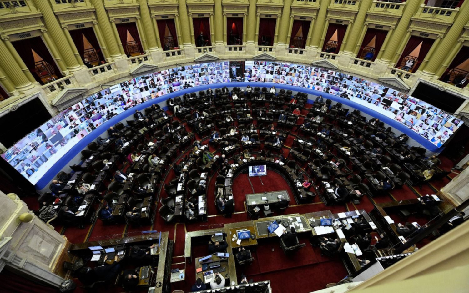 En medio de cruces, Diputados aprobó el auxilio al Turismo y penas más duras por pesca ilegal