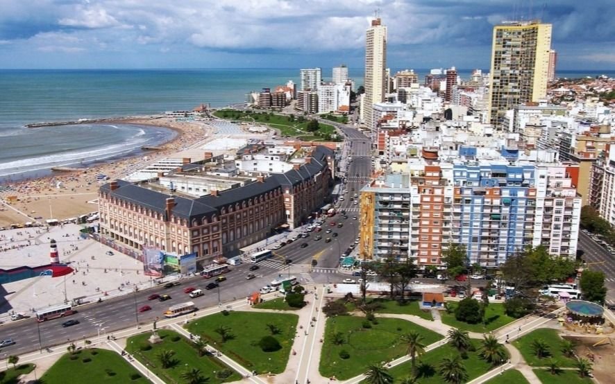 Disparada de casos en Mar del Plata: ¿qué pasará con la temporada de verano?