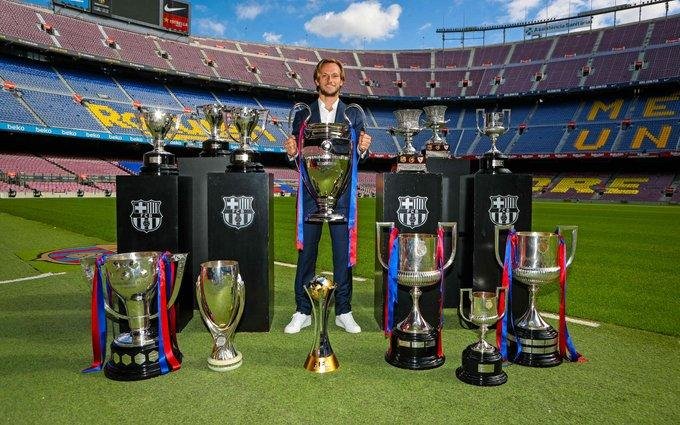 “No sé lo que va a hacer Leo”, dijo Rakitic en su adiós